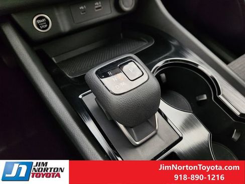Used 2023 Nissan Rogue SV FWD image 20