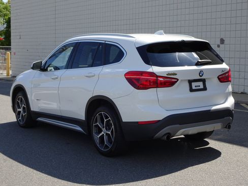 Used 2018 BMW X1 xDrive28i image 5