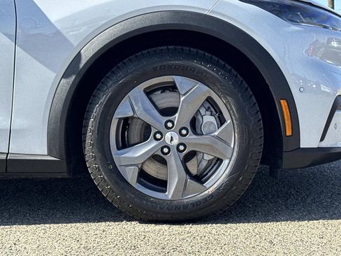 Certified 2023 Ford Mustang Mach-E Select image 31