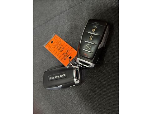 Used 2022 RAM 1500 Big Horn AWD/4WD image 37