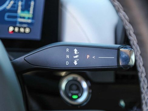 Certified 2025 Honda Prologue Touring image 17