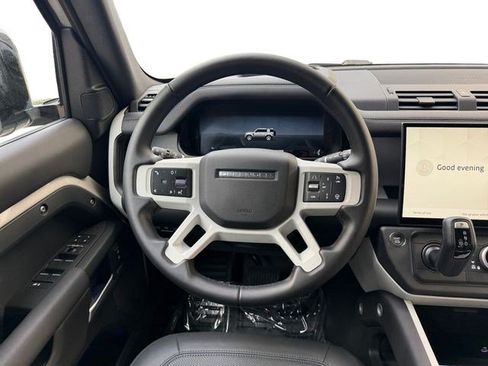 Certified 2026 Land Rover Defender 110 X-Dynamic SE AWD/4WD image 13
