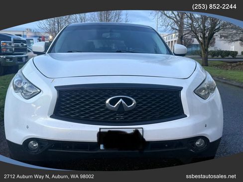 Used 2014 INFINITI QX70 3.7 Sport Utility 4D w/ Premium Package image 2