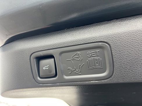 Certified 2022 Ford Expedition Platinum image 25