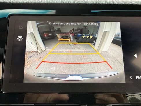 Used 2022 Kia Niro EX w/ Cold Weather Package image 30