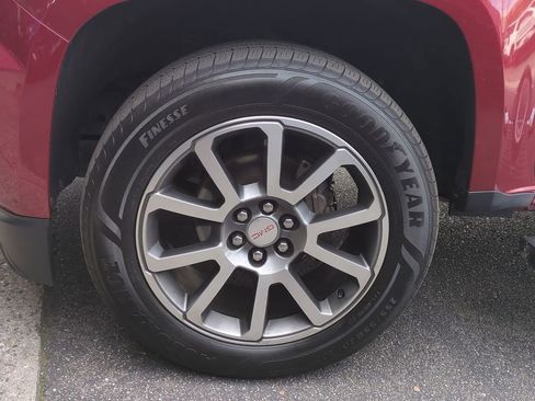 Used 2020 GMC Canyon Denali image 32