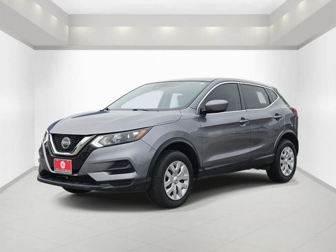 Used 2020 Nissan Rogue Sport S FWD image 3