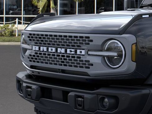 New 2026 Ford Bronco Badlands AWD/4WD image 19