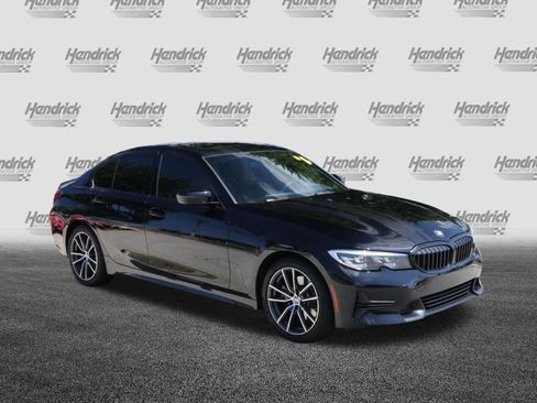 Used 2020 BMW 330i Sedan w/ Driving Assistance Package RWD image 2