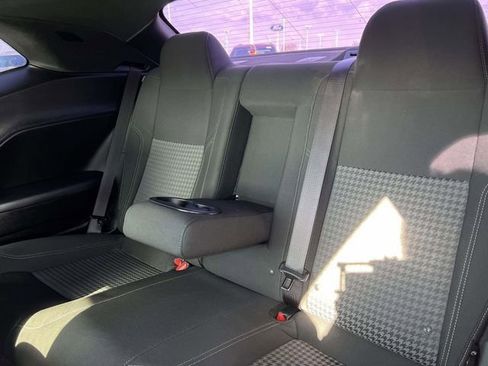 Used 2022 Dodge Challenger SXT RWD image 23