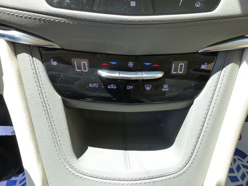 Used 2021 Cadillac XT5 Premium Luxury w/ LPO, Floor Liner Package AWD/4WD image 36