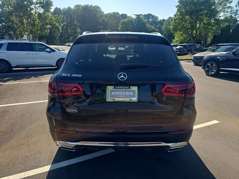 Used 2022 Mercedes-Benz GLC 300 image 8
