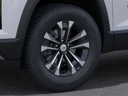 New 2026 Chevrolet Equinox LT image 9