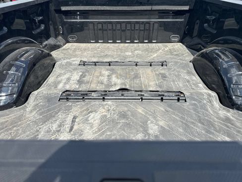Used 2023 Ford F250 King Ranch w/ Chrome Package AWD/4WD image 5