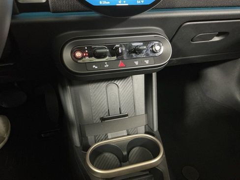 Certified 2025 MINI Cooper S image 12