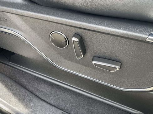 Certified 2023 Ford F150 Lariat w/ Equipment Group 502A High image 28