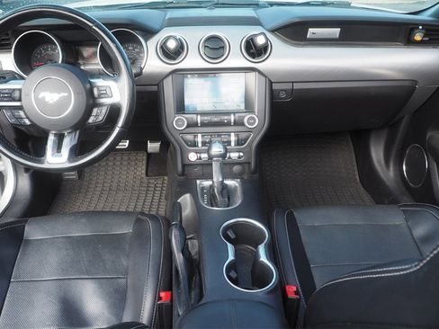 Used 2019 Ford Mustang GT Premium image 14