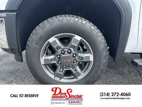 New 2026 GMC Sierra 2500 SLT w/ SLT Premium Package AWD/4WD image 10