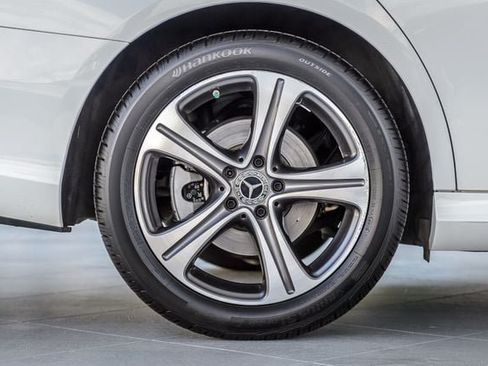 Used 2020 Mercedes-Benz E 350 4MATIC Sedan image 15