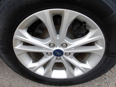 Used 2019 Ford Escape SE AWD/4WD image 27