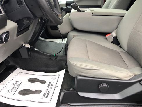 Used 2018 Ford F350 XL image 23