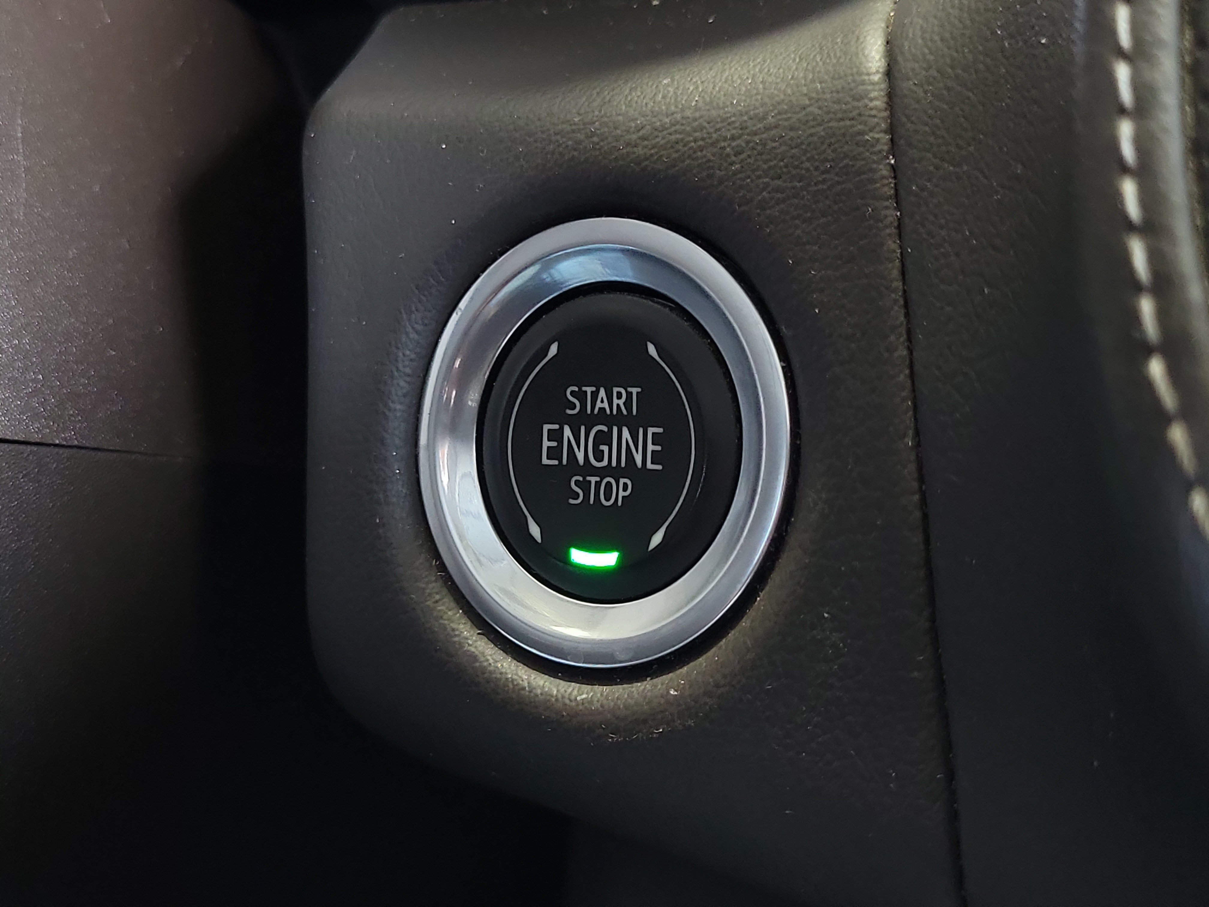 Used 2021 GMC Yukon XL SLT w/ SLT Luxury Plus Package AWD/4WD image 31