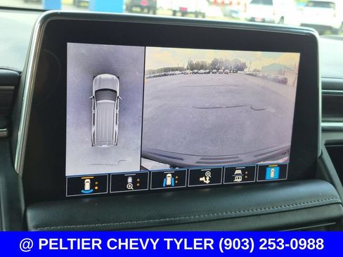 Used 2021 Chevrolet Tahoe Z71 w/ Z71 Off-Road Package AWD/4WD image 25