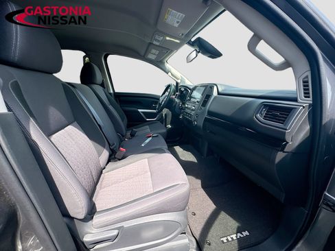 Used 2024 Nissan Titan SV w/ Accessory Utility Package AWD/4WD image 35