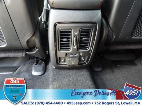 New 2026 Dodge Durango GT image 15