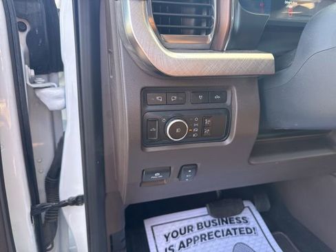 Used 2024 Ford F250 King Ranch w/ FX4 Off-Road Package image 8