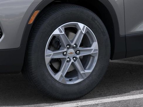 New 2026 Chevrolet Blazer LT w/ Convenience Package FWD image 9
