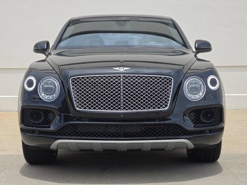 Used 2018 Bentley Bentayga AWD/4WD image 7