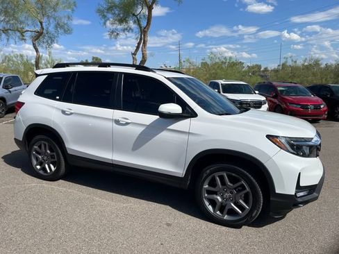 Used 2023 Honda Passport EX-L image 6