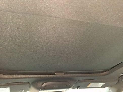 Used 2024 Buick Enclave Avenir w/ Avenir Technology Package FWD image 8