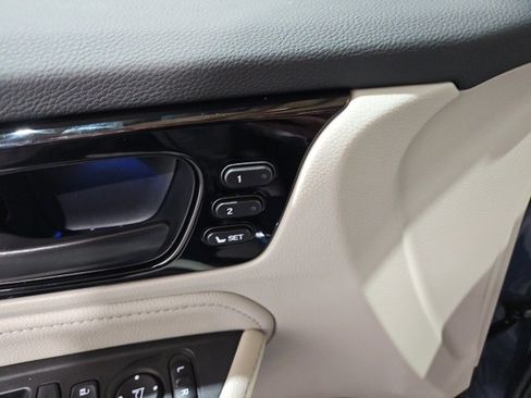 New 2026 Honda Odyssey Touring image 21