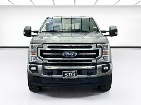 Used 2020 Ford F250 Lariat w/ Lariat Value Package AWD/4WD image 2
