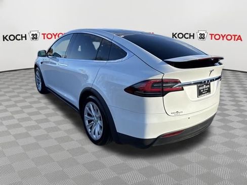 Used 2020 Tesla Model X Long Range image 5