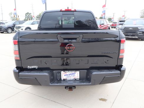 Used 2023 Nissan Frontier PRO-4X w/ Pro Convenience Package AWD/4WD image 7