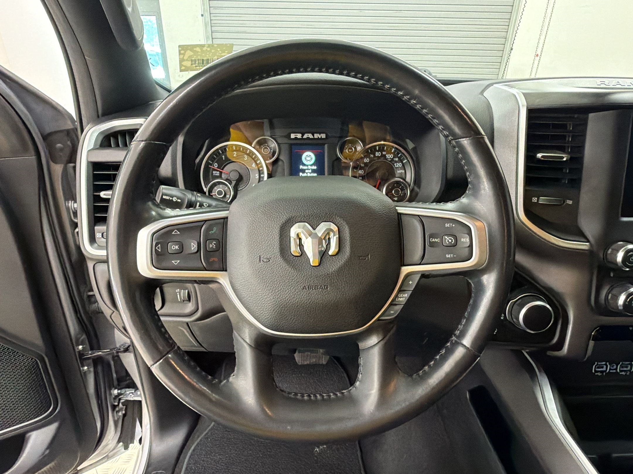 Used 2023 RAM 1500 Lone Star AWD/4WD image 11