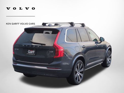 Used 2025 Volvo XC90 T8 Ultra w/ Protection Package Premier image 3