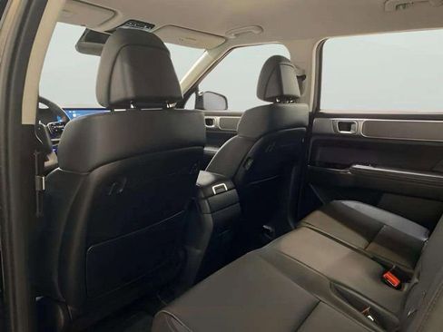 Used 2026 Hyundai Santa Fe SEL FWD image 72