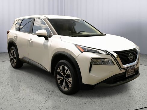 Used 2023 Nissan Rogue SV AWD/4WD image 1