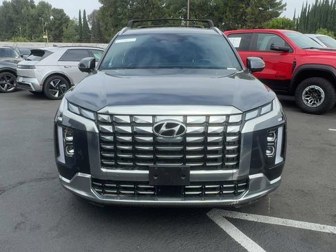 Used 2024 Hyundai Palisade Calligraphy FWD image 9