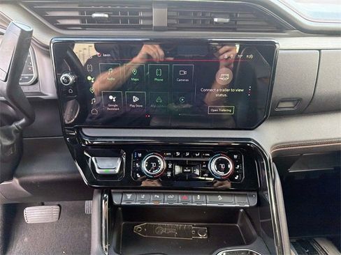 Used 2024 GMC Sierra 2500 AT4 w/ AT4 Premium Plus Package image 21