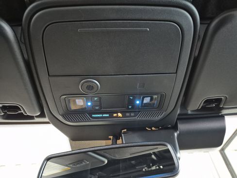 New 2025 Ford Bronco Outer Banks w/ Sasquatch Package image 41