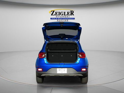 New 2026 Hyundai Venue SEL FWD image 11