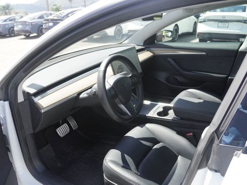 Used 2022 Tesla Model 3 Performance image 13