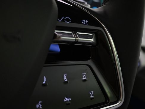 New 2025 Cadillac Optiq Sport 1 image 31