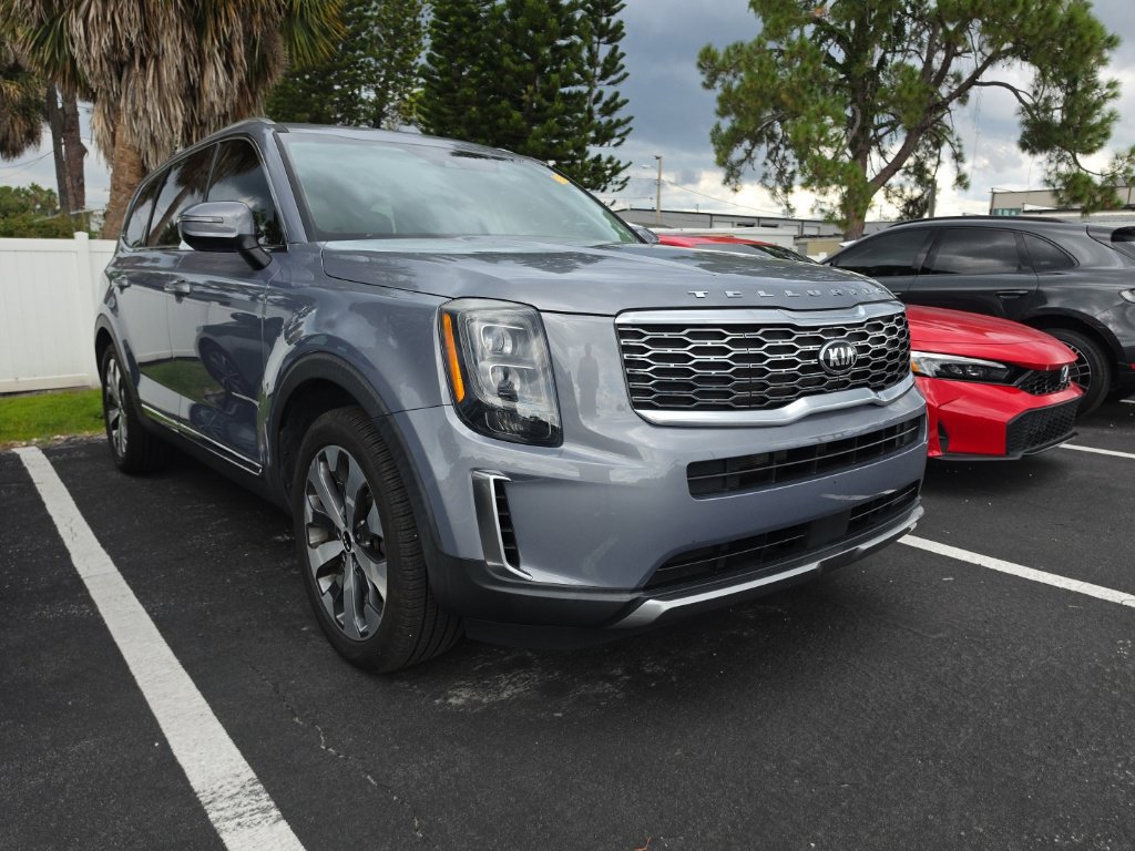 Used 2021 Kia Telluride EX w/ EX Premium Package FWD image 1