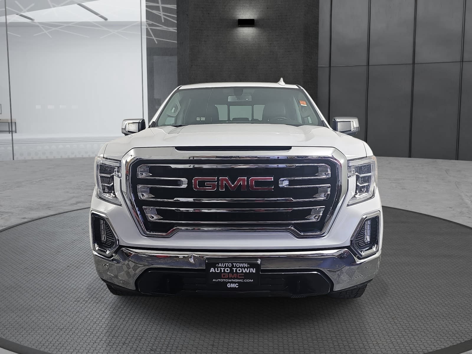 Used 2021 GMC Sierra 1500 SLT w/ SLT Premium Package AWD/4WD image 2
